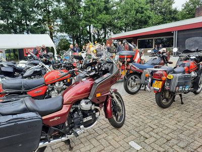 ... meer motoren te zien ...