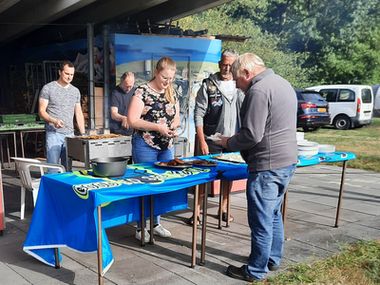 ... de BBQ ...